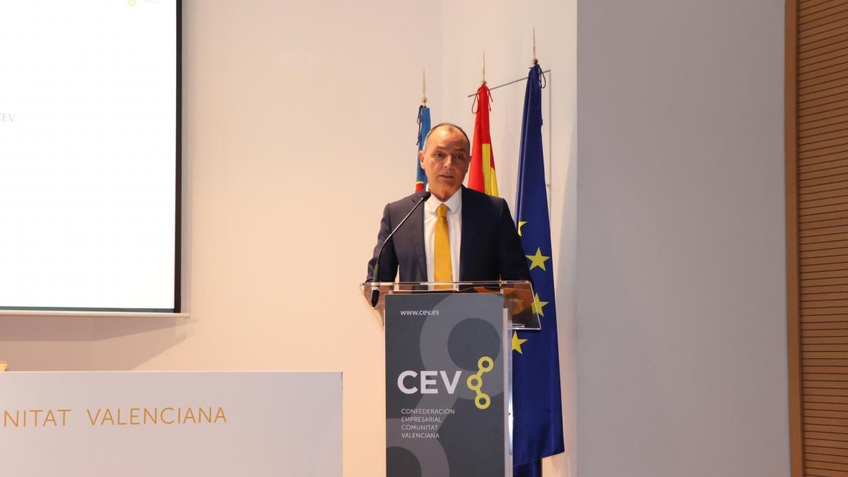 Salvador Navarro, único candidato a presidir la CEV con el 78% de los avales