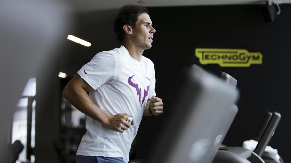 La bicicleta del Open de Australia y otros aparatos para entrenar como Nadal en el salón de tu casa