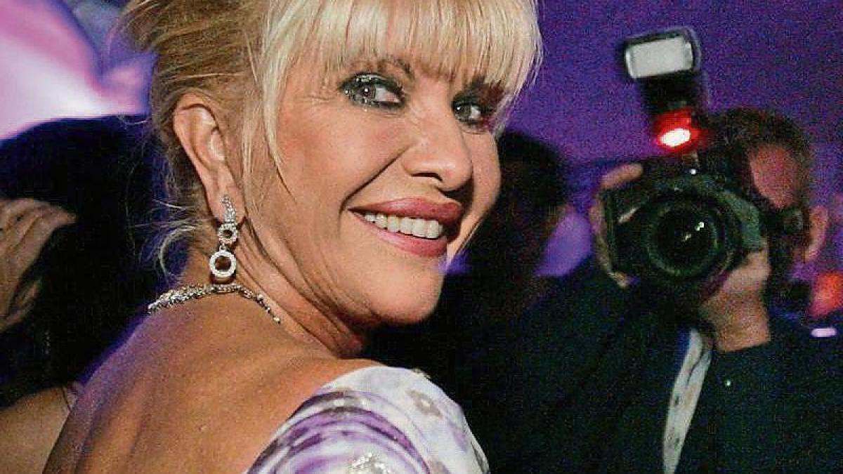El informe forense de Ivana Trump apunta que la exmodelo murió tras caer por las escaleras