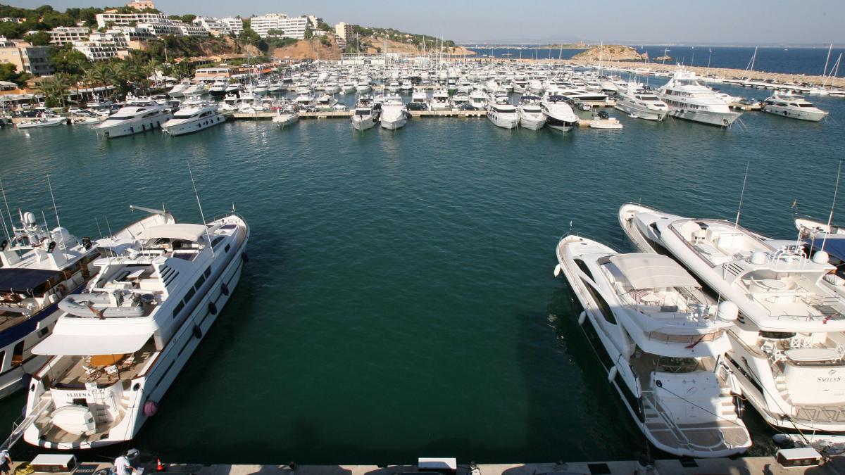 Tres personas heridas, una de ellas un menor, tras la explosión de una lancha en Mallorca