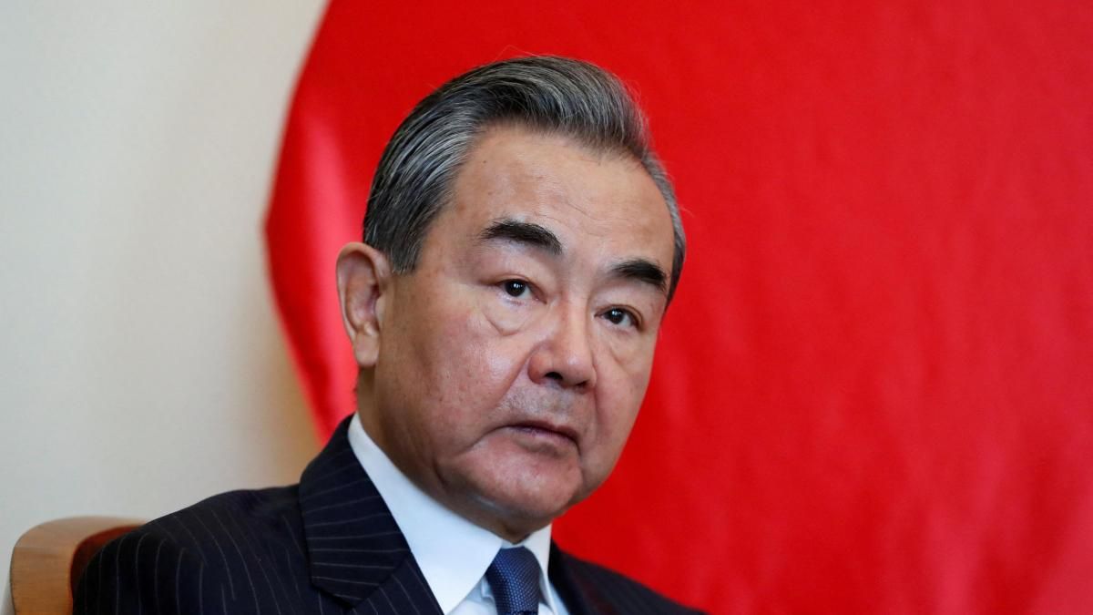 China destituye a su desaparecido ministro de Exteriores y nombra a su antecesor