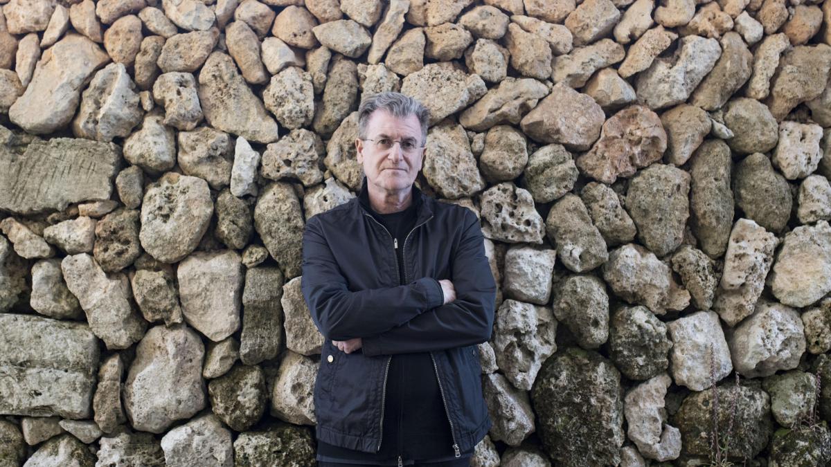 Alfredo Jaar: “Jamás creí que me volverían a censurar obras, como hace cuarenta años”