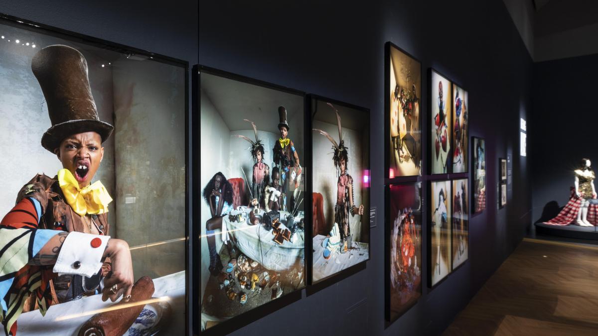 La maravillosa Alicia del Victoria & Albert abrirá la nueva temporada de CaixaForum