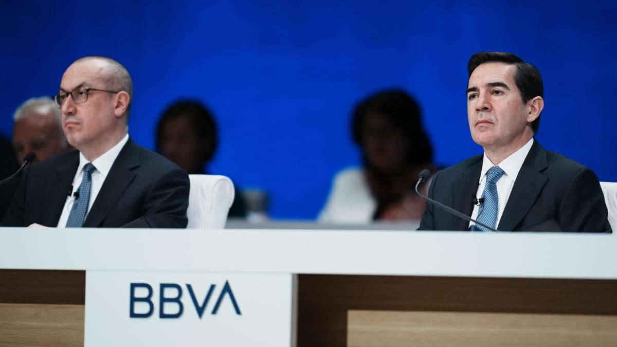 BBVA anuncia el mayor dividendo de su historia en plena opa por el Sabadell