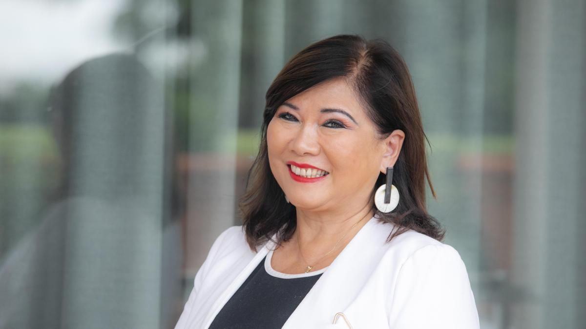 “España debe abrazarse a la pierna de China si quiere crecer”