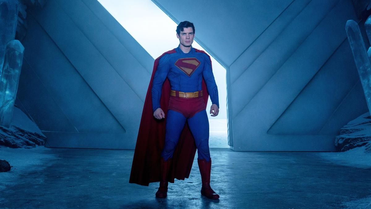 Superman (★★★★✩), Elio, Tres amigas, y otros estrenos de la semana