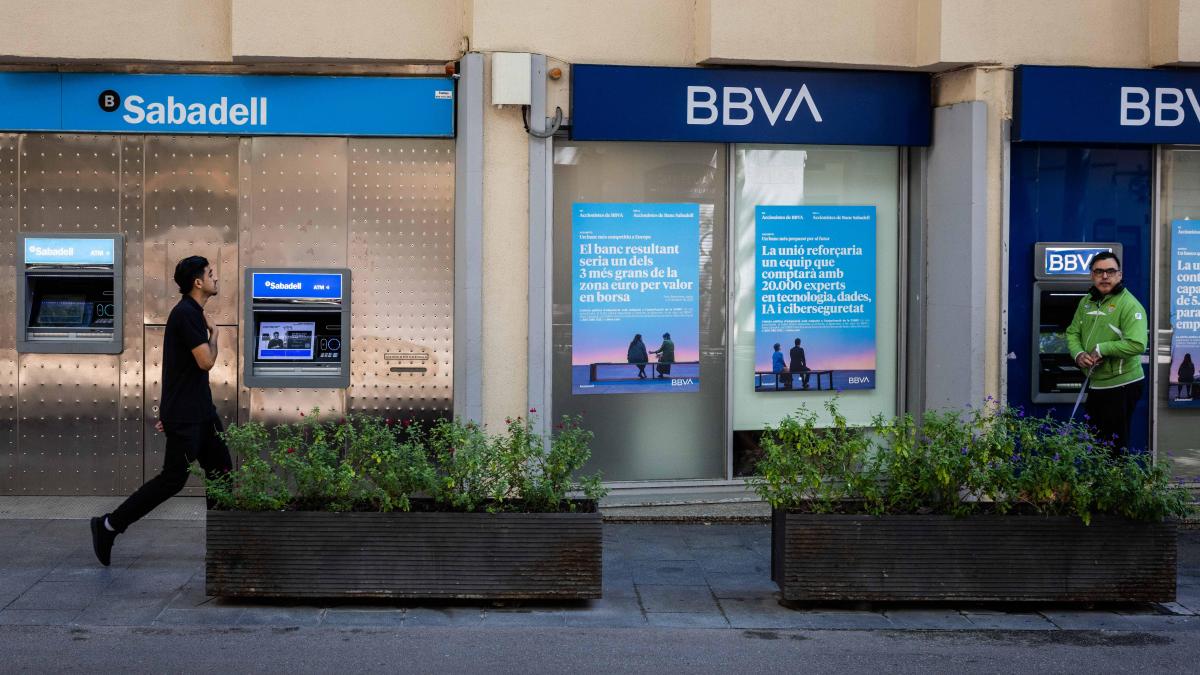 Bruselas abre un procedimiento de infracción a España por obstaculizar la opa del BBVA