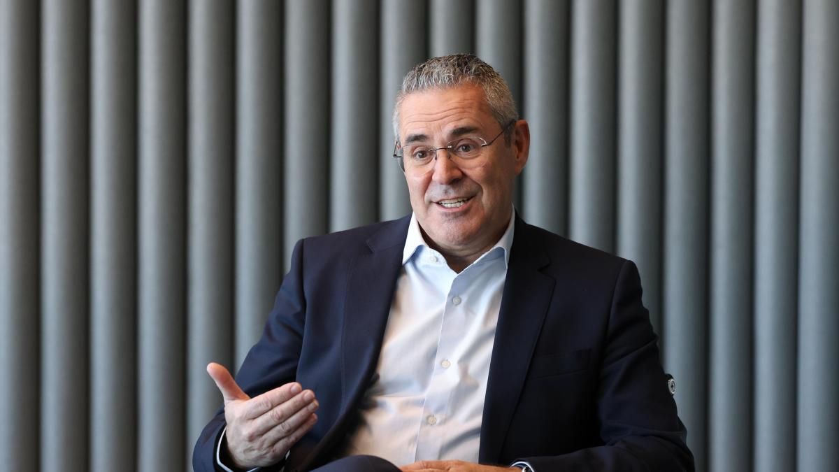 BBVA impulsa la adopción de la inteligencia artificial para ofrecer servicios más personalizados, optimizar la relación con sus 80 millones de clientes y acompañar a pymes y empresas en la integración de esta tecnología