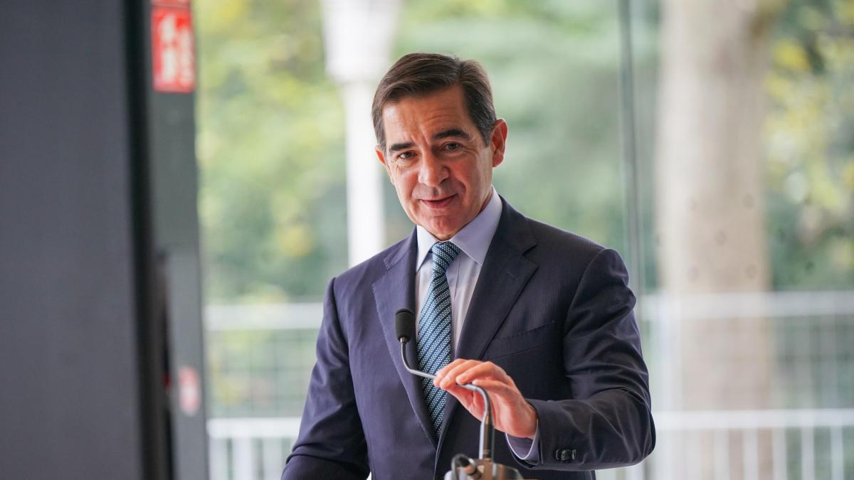 Torres dice que la decisión de David Martínez de apoyar la opa al Sabadell “habla por sí sola”