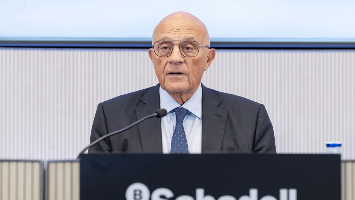 Oliu agradece el apoyo en la opa fallida del BBVA y mantiene el compromiso del dividendo de 6.500 millones