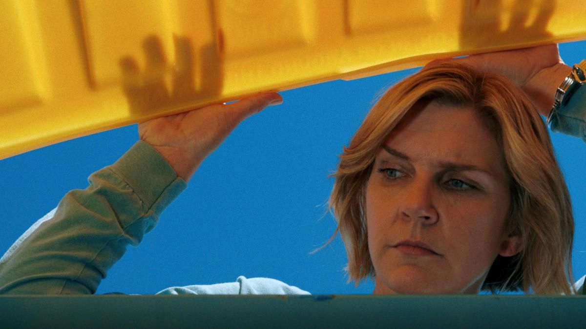 La serie que toca estar viendo (semana a semana) es Pluribus