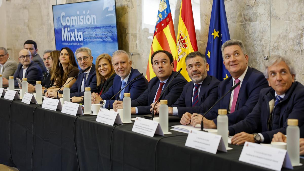 “Cordialidad”, 3 peticiones y 4 grupos de trabajo: la comisión mixta de la dana echa a andar