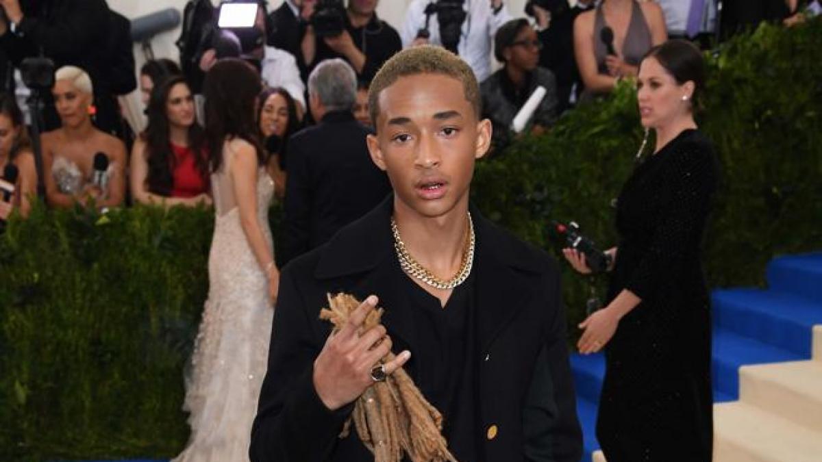 Jaden Smith defiende a su padre Will Smith en Twitter: 