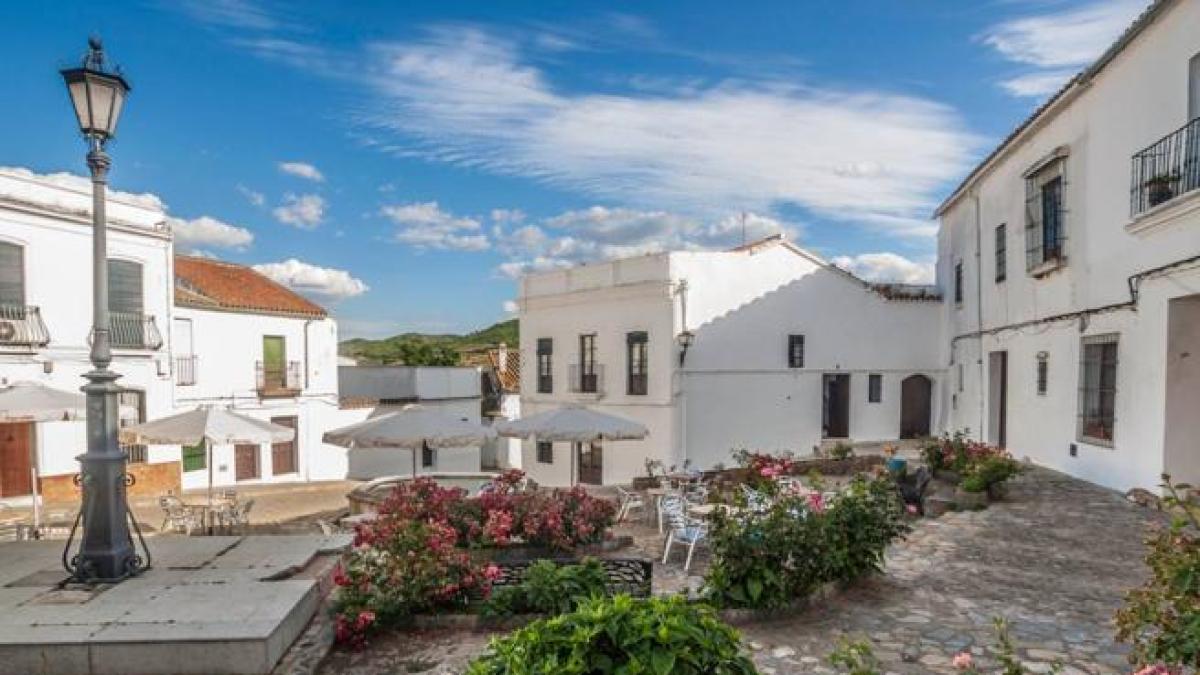Hallados los cadáveres de dos ancianos en una vivienda de Cazalla de la Sierra (Sevilla)