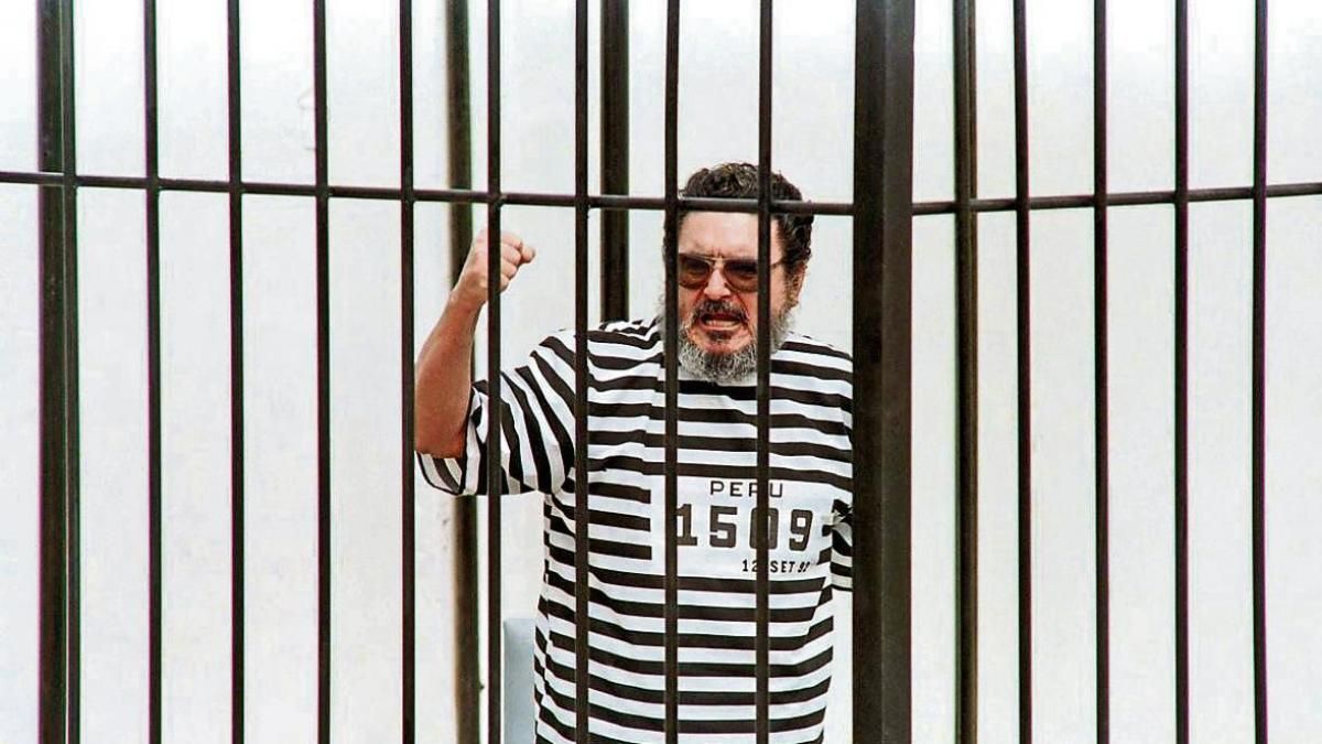 Polémica en Perú por el cadáver de Abimael Guzmán