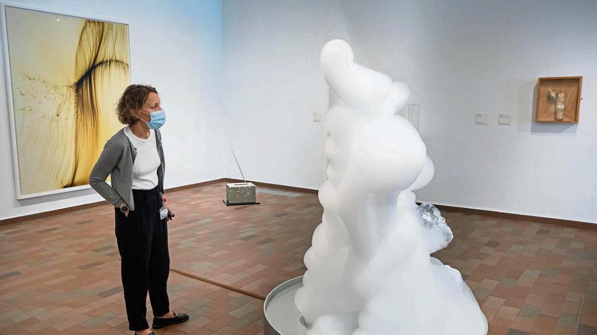 La Fundació Miró muestra el sentido de la escultura contemporánea a través de 65 artistas