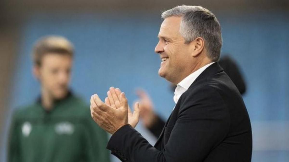 Así es Albert Capellas, máximo candidato al banquillo del Barça hasta la llegada de Xavi