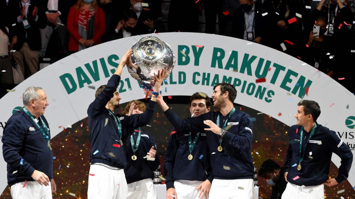 Medvedev gana a Cilic y da a Rusia su tercera Copa Davis