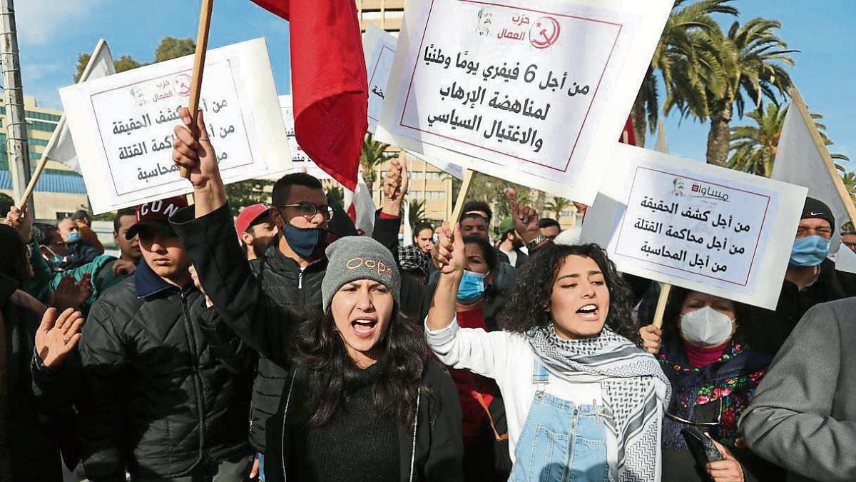 El presidente de Túnez disuelve el consejo judicial por “corrupto”