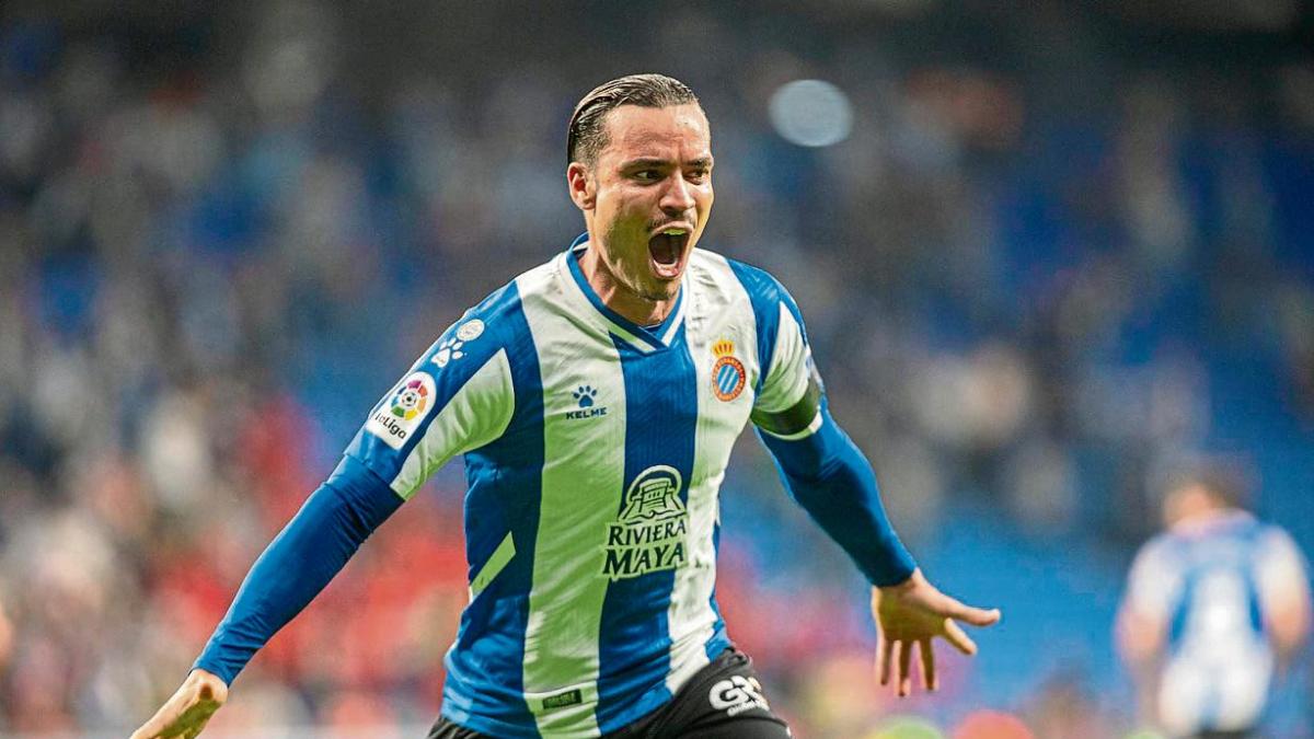 El Bayern piensa en De Tomás para sustituir a Lewandowski