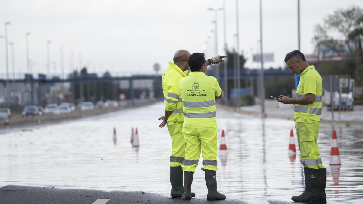 Restablecida la circulación en la A-7 en Riba-roja de Túria y la A-3 en Quart de Poblet