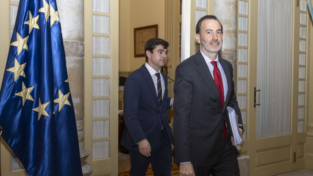 El Parlament balear vuelve a publicar el boletín oficial en castellano 34 años después