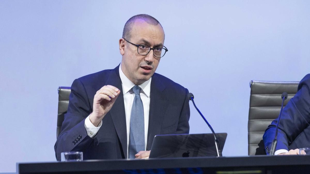 BBVA trabaja con la CNMC en los remedies para la compra del Sabadell