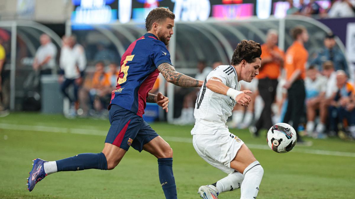 Dónde ver LaLiga, Champions, Segunda y todo el fútbol esta temporada: todos los canales y plataformas