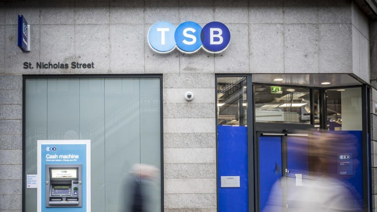 El Sabadell cambia el responsable de TSB tras la reestructuración de la filial británica y la opa