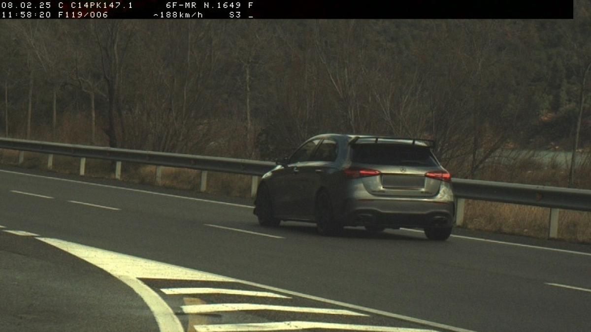 Pillado un conductor a 188 km/h en un tramo limitado a 90 en Peramola