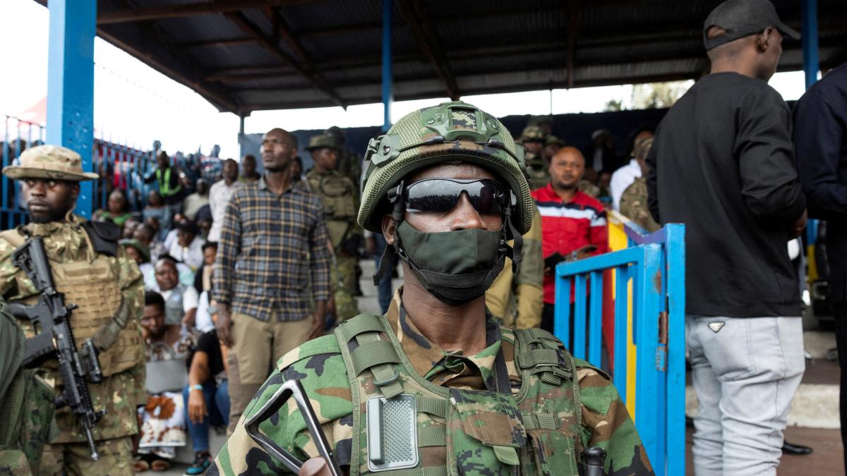 El grupo rebelde M23, apoyado por Ruanda, invade Bukavu, la segunda mayor ciudad del noreste de Congo