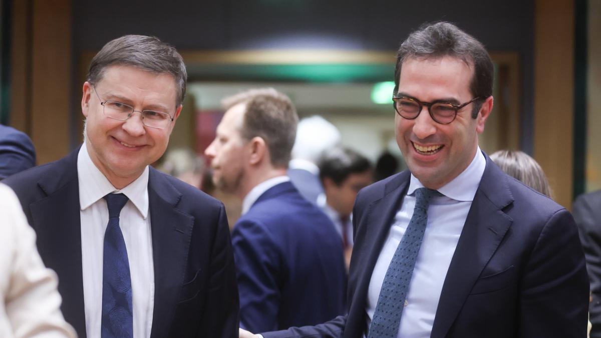 Bruselas vigilará que las condiciones del Gobierno a la opa de BBVA no restrinjan el mercado