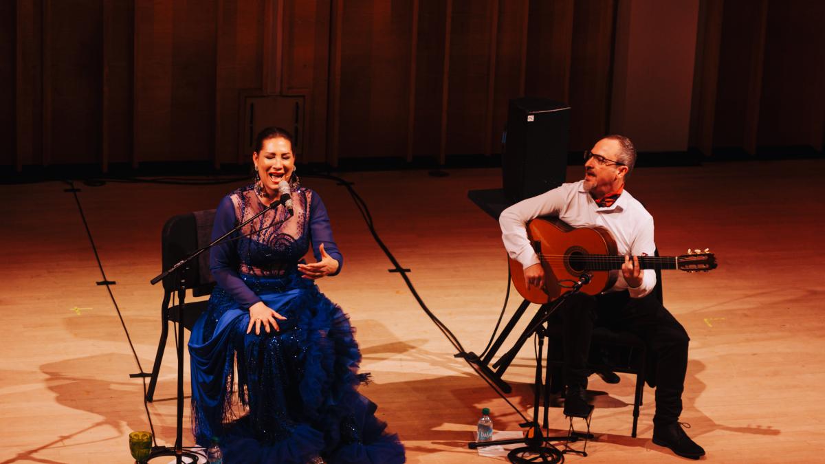 Los flamencos (que no son unos pájaros) ponen en pie al público de la Gran Manzana