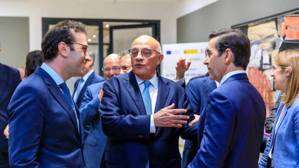 Sánchez anima a la oposición