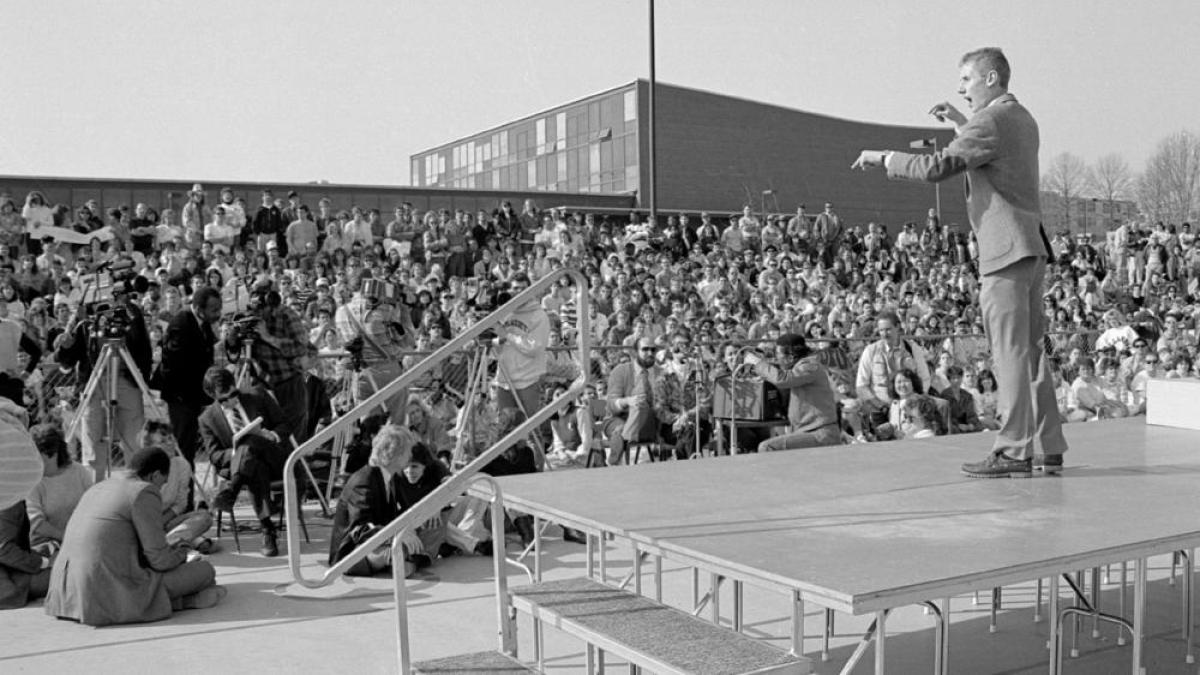 Las protestas que transformaron el mundo para la población sordomuda