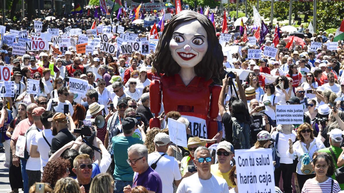 Sindicatos y asociaciones vecinales convocan una manifestación el 8 de febrero por la sanidad