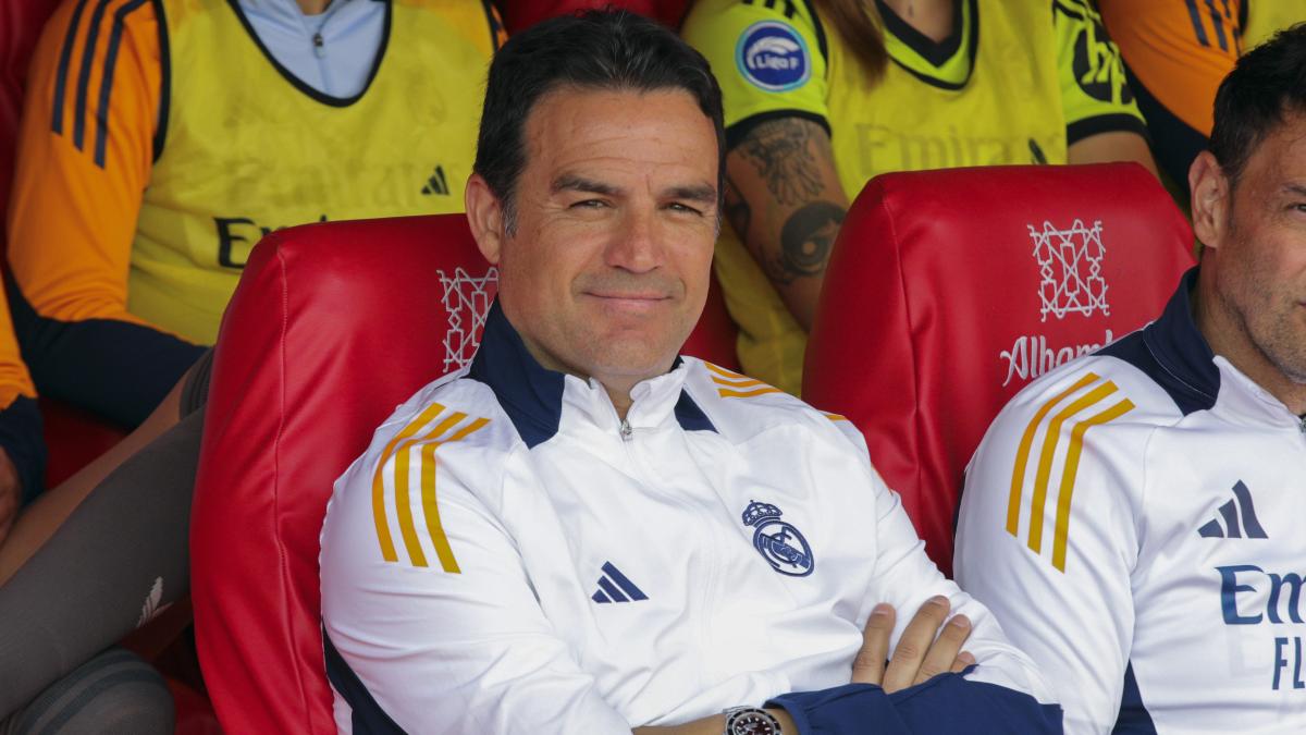 El Real Madrid fulmina a Alberto Toril sin poder estrenar el palmarés del femenino