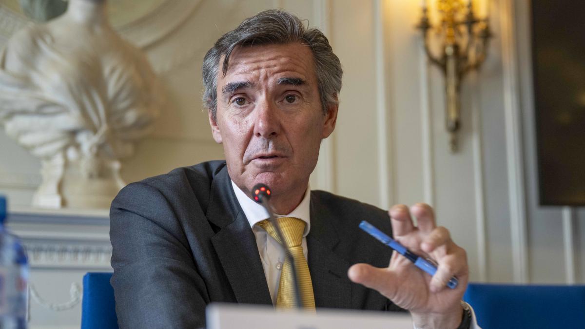 La CNMV permitirá al BBVA modificar la opa sobre el Sabadell si vende TSB