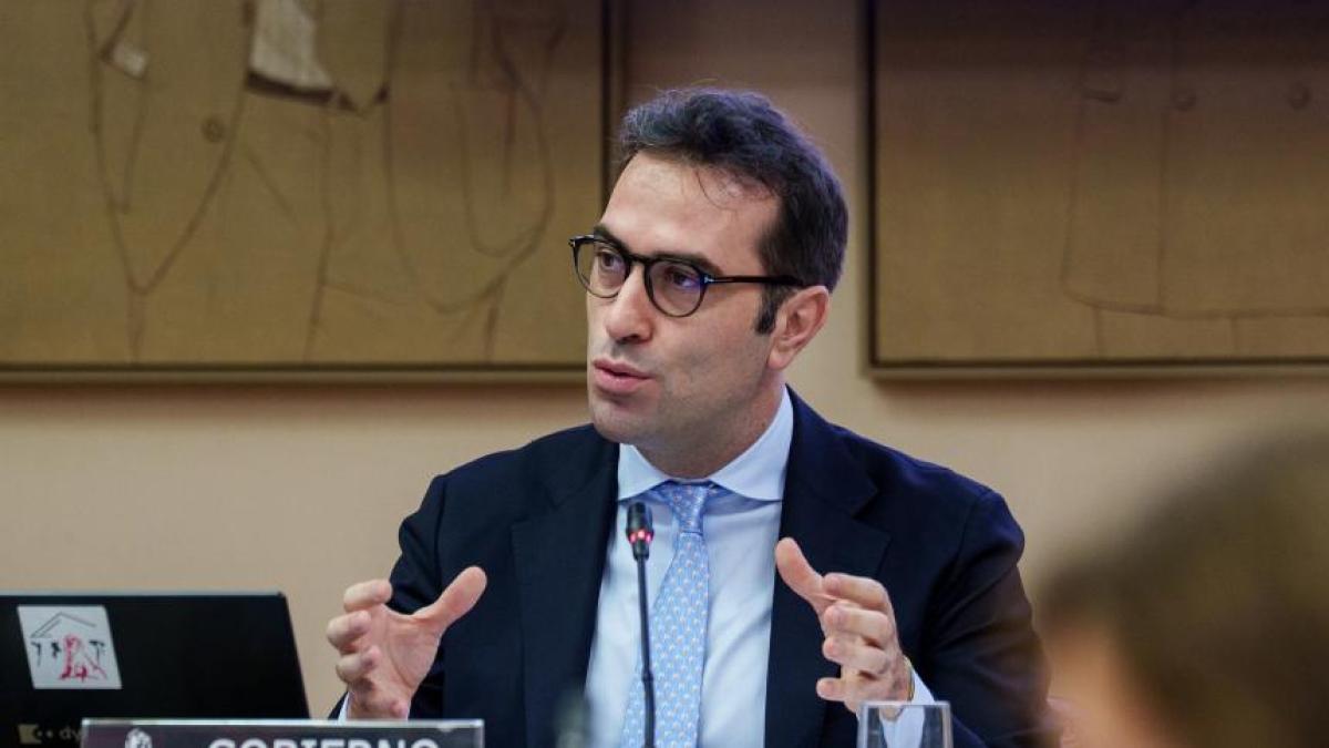 El BBVA deberá mantener la personalidad jurídica y patrimonial del Banc Sabadell hasta cinco años