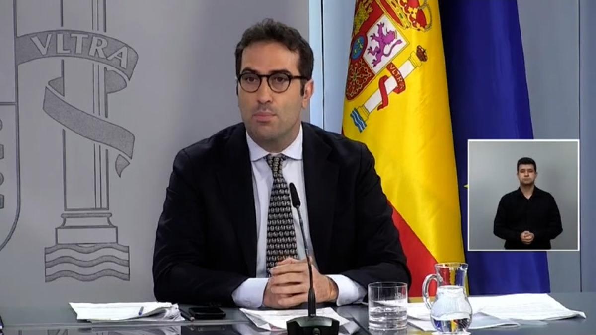 El Gobierno justifica su decisión en la opa del BBVA en la caída de crédito a pymes en fusiones anteriores