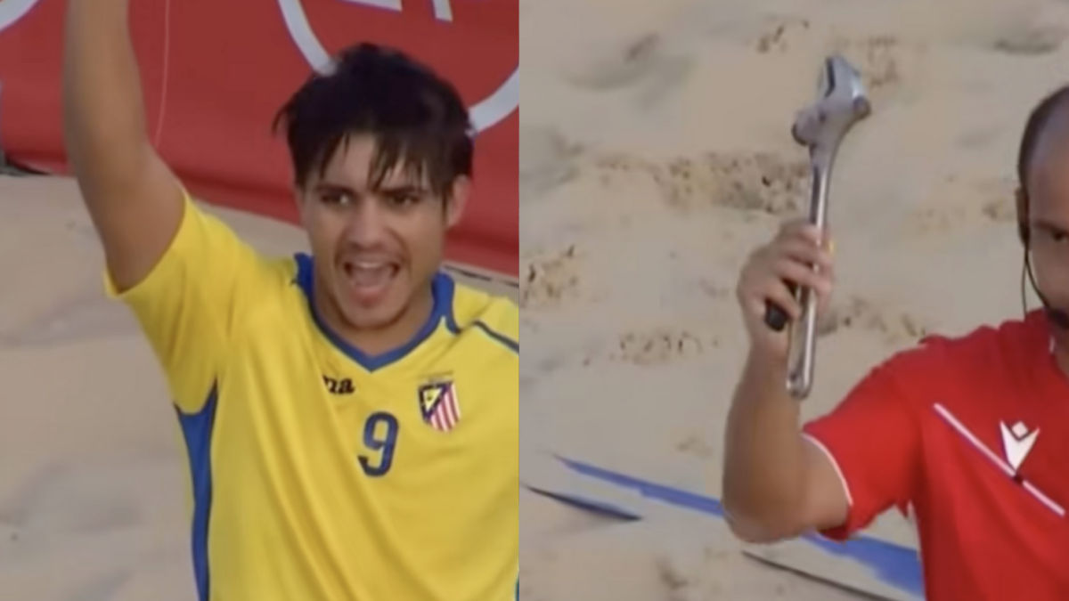 Juegan un partido de fútbol playa y encuentran un inexplicable objeto enterrado: “Los operarios como locos buscando la llave inglesa”