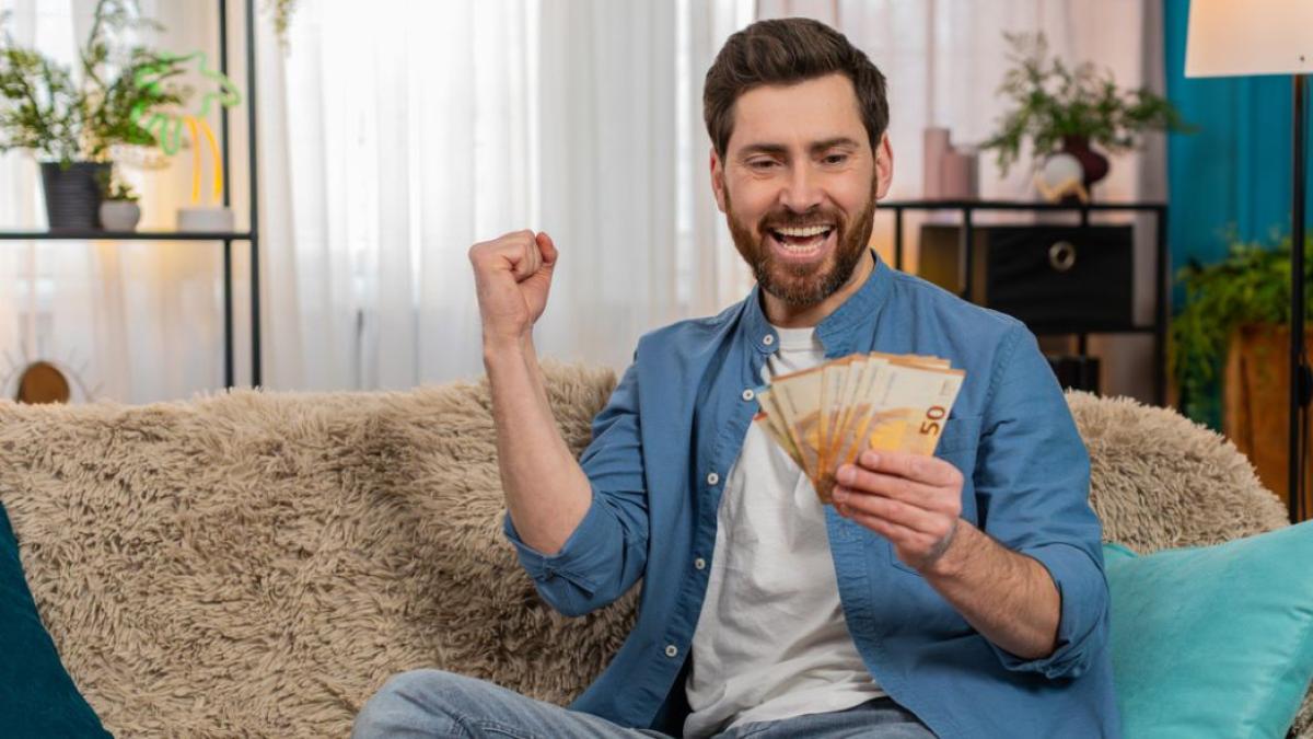 Guerra de bancos por tu nómina: consigue hasta 760€ extra en julio