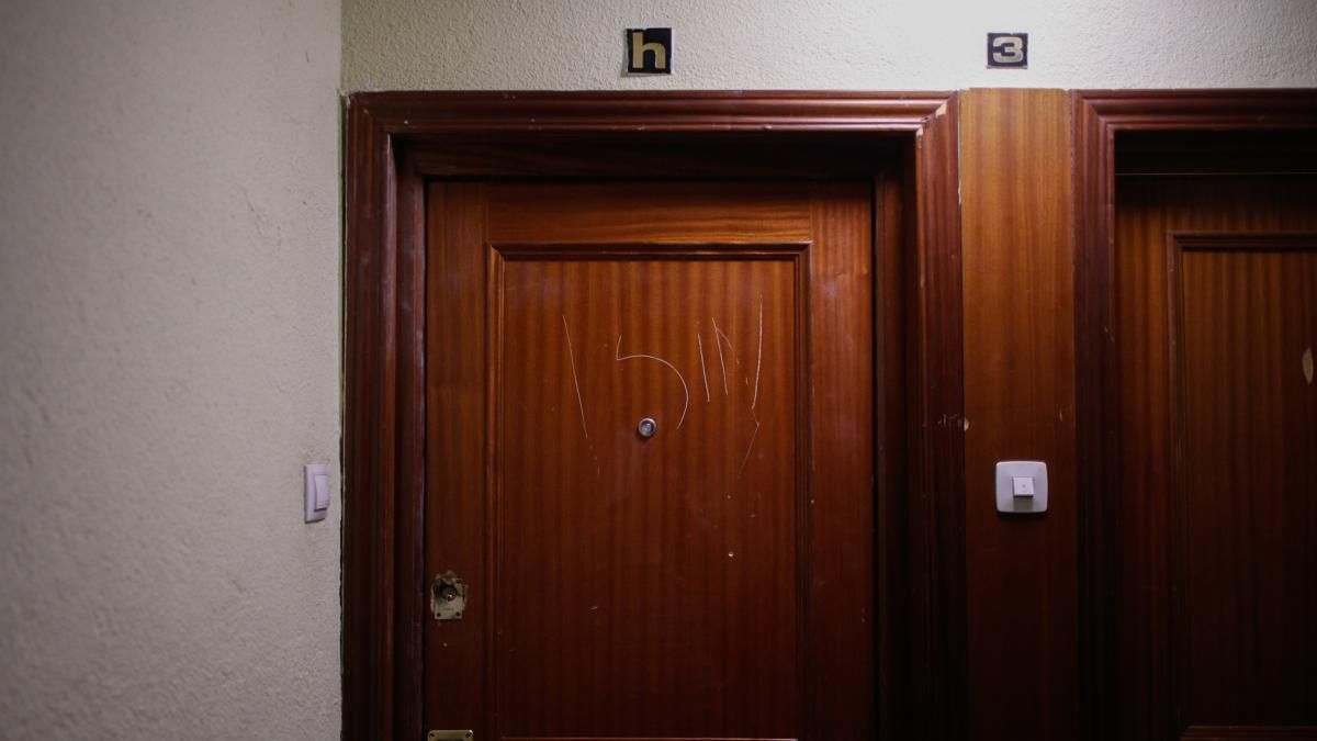 Prisión para el detenido por matar a su expareja de 21 años delante de su bebé en Madrid