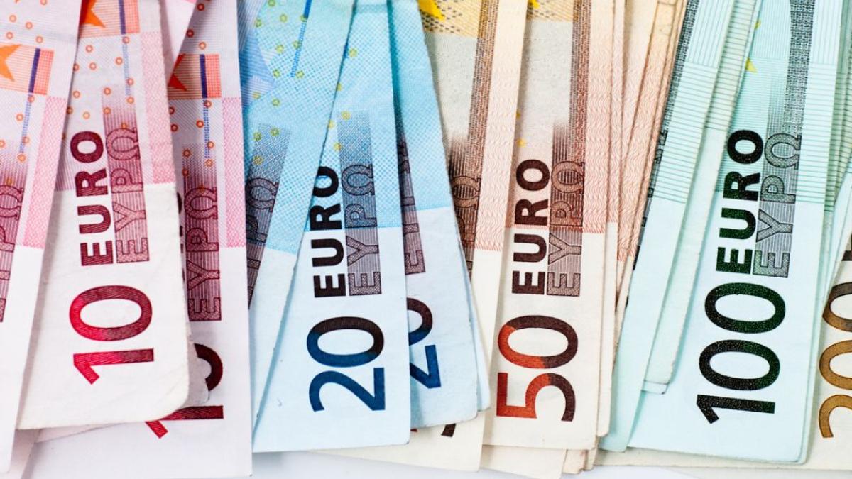 Mejor préstamo de 10000 euros al instante de diciembre 2025: fácil y online