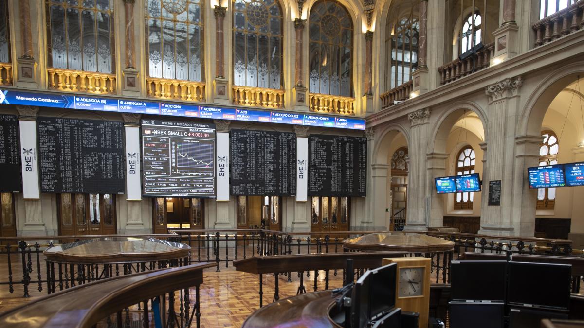 El Ibex-35 cierra la penúltima sesión del año con otro máximo