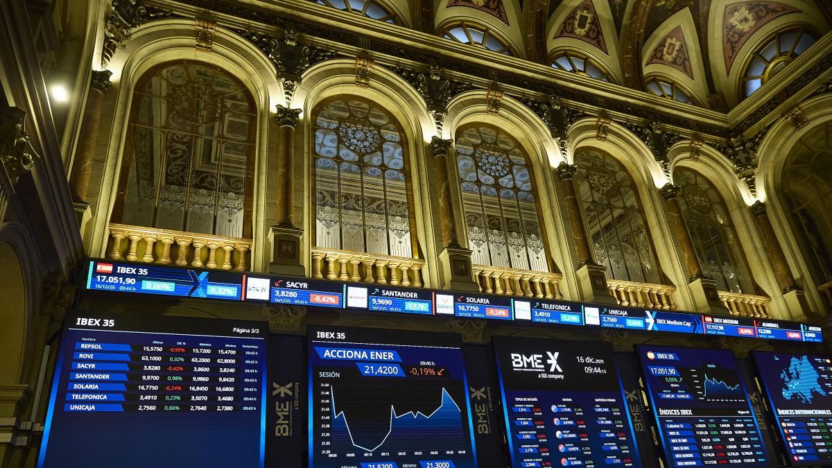 El Ibex 35 supera los 18.000 puntos por primera vez en su historia