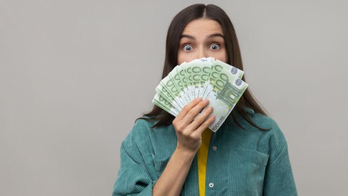 Mejores préstamos de 6000 euros sin nómina ni aval de febrero 2026 (solo con DNI)