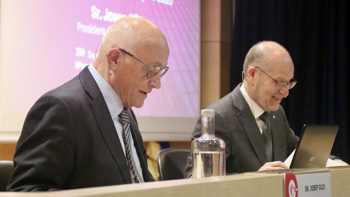 Oliu destaca el perfil de Armengol ante la “revolución tecnológica” de la banca