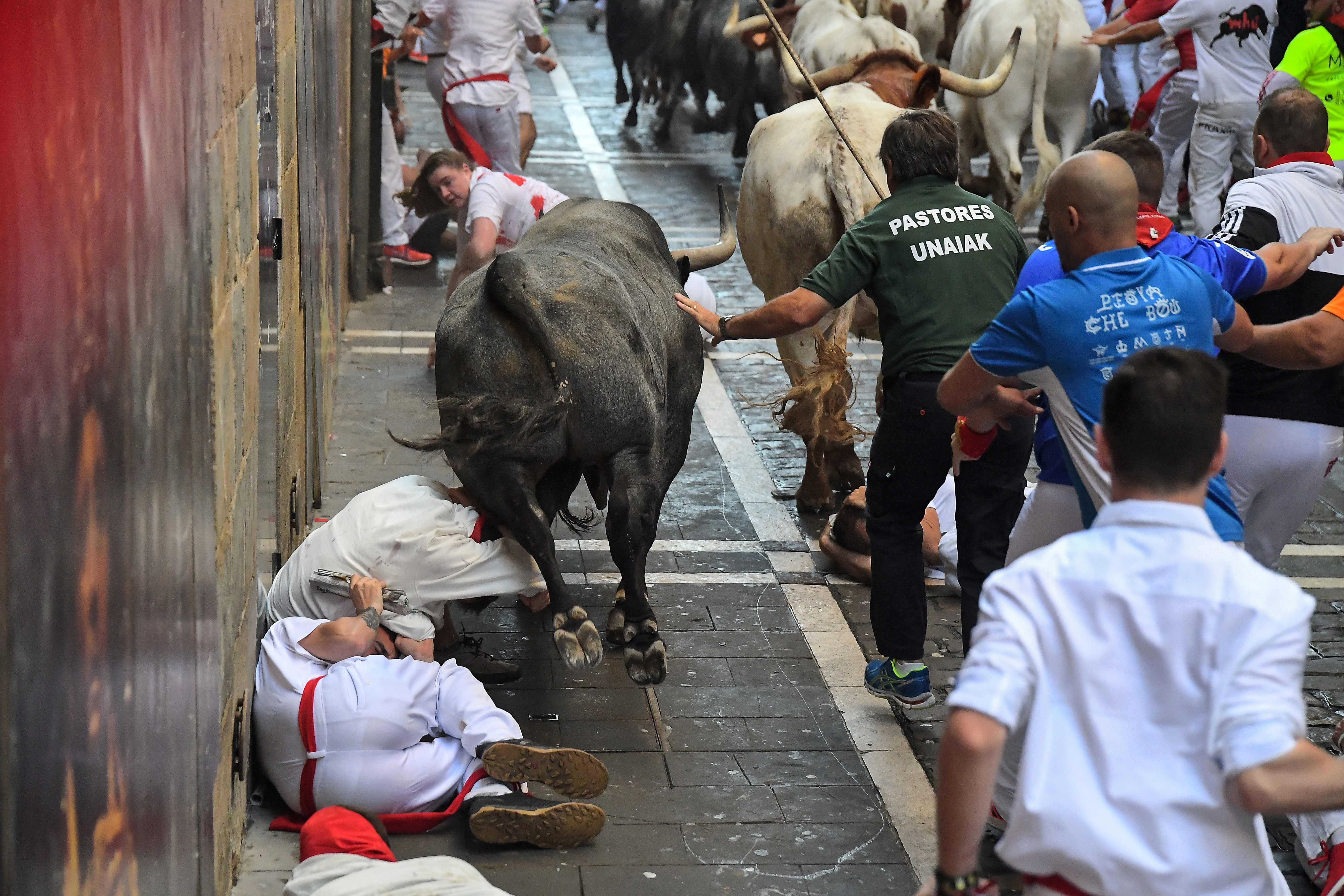 San Fermín 2022, en directo | Resumen del tercer encierro de los Sanfermines de hoy