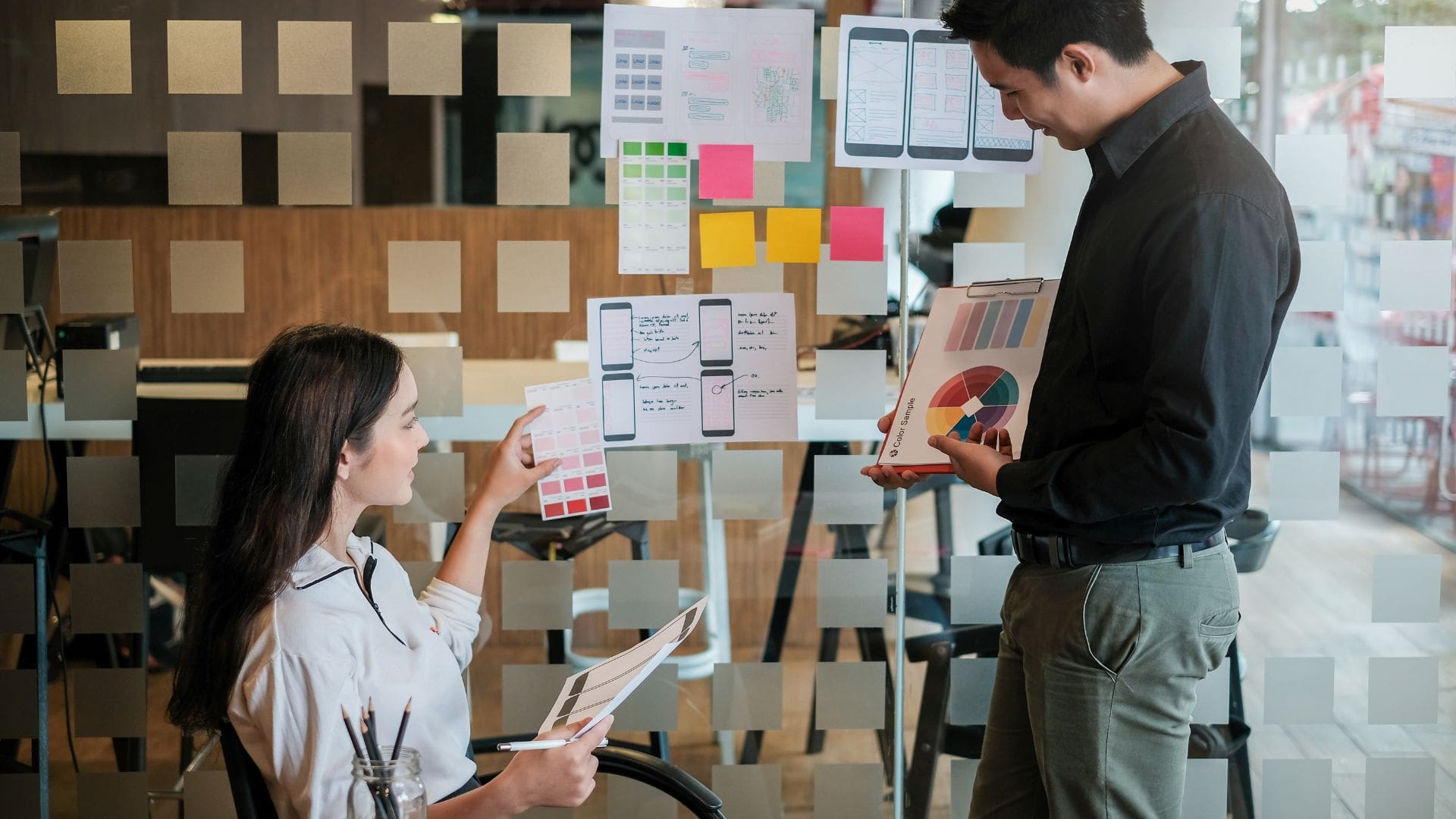 Crafting Identity: Peran Storytelling dalam Branding Industri Kreatif